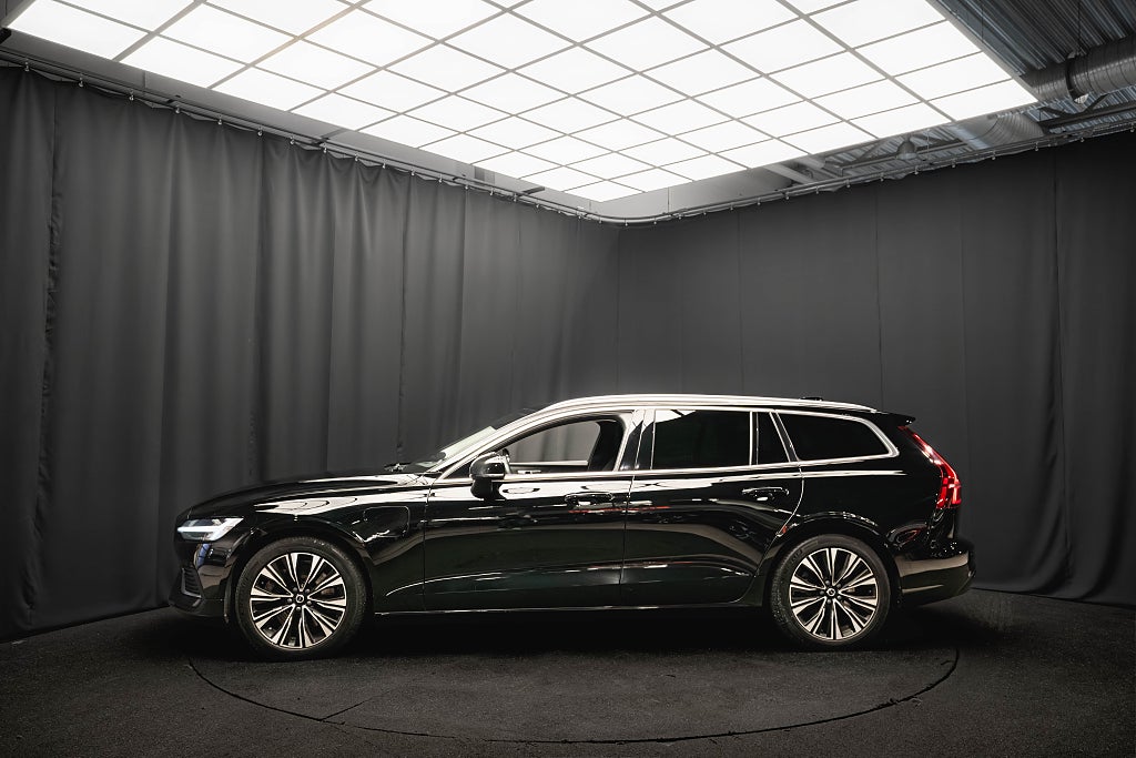 Volvo V60 Recharge II T6 AWD DRAG KAMERA BLIS 96%SoH 1-ÄGARE MOMS