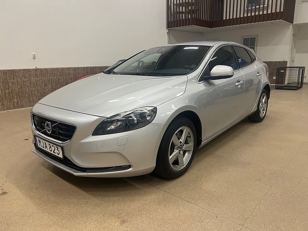 Volvo V40 D3 Geartronic 150hk Momentum/Business / 3,95%