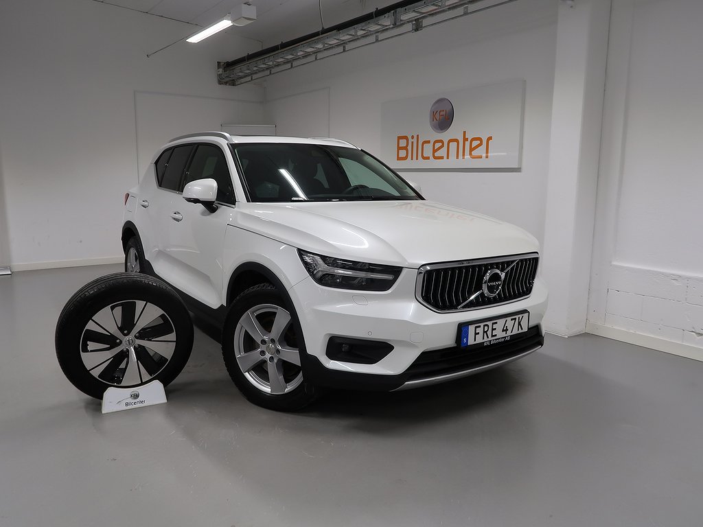 Volvo XC40 *3,99% RÄNTA* Recharge T4 V-Däck ingår 360kamera-Drag-Navi-Pano