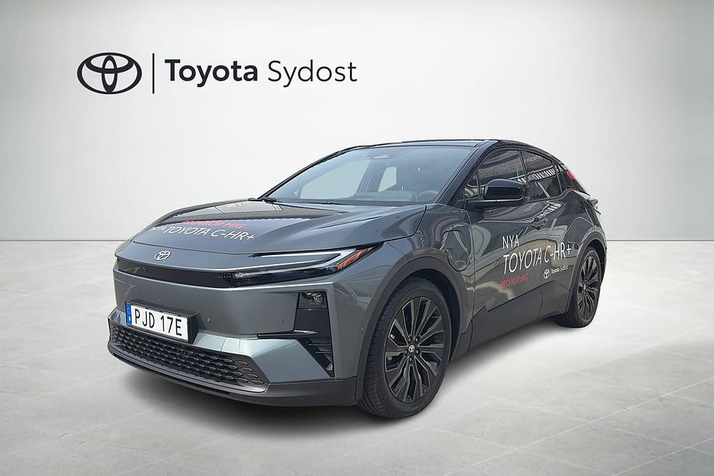 Toyota C-HR 77 kWh AWD Executive Panorama, 360-kamera MM