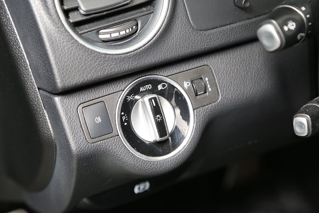 Mercedes-Benz C 180 Coupé 7G-Tronic Plus AMG Sport Navi 2013