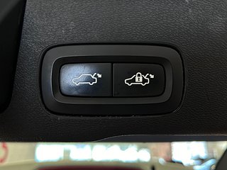 Volvo XC60 T8 TwEn AWD R-Design 360kamera/Panorama/Drag/GPS