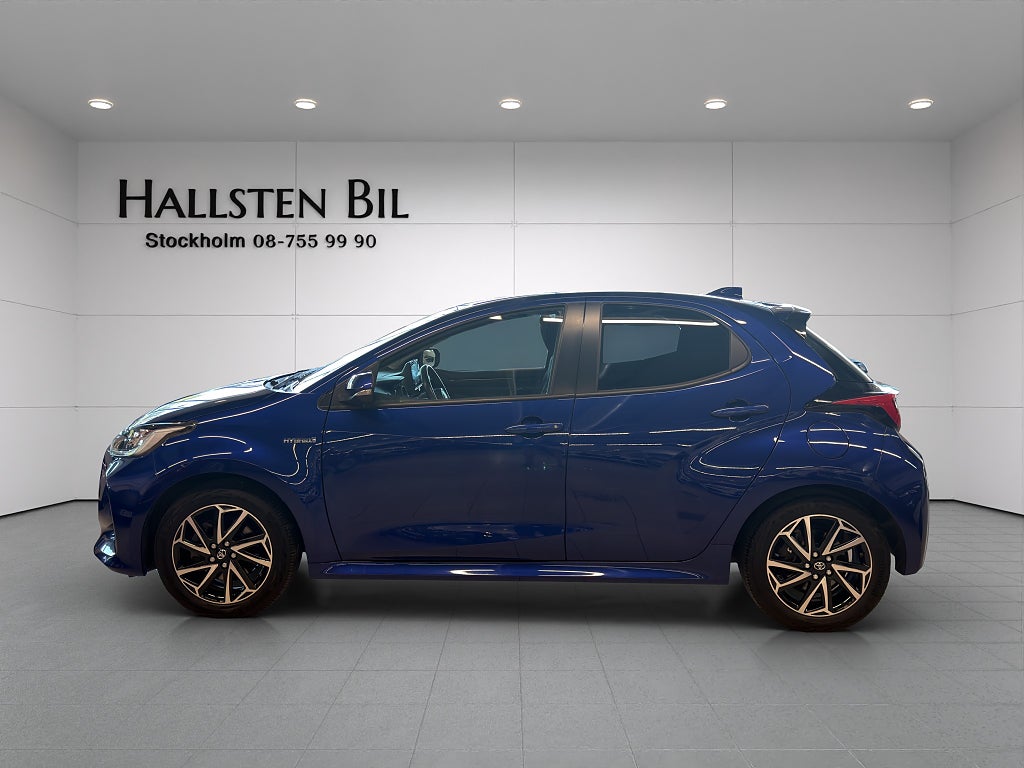 Toyota Yaris Hybrid CVT Active Plus Backkamera Blue Metallic 1 Ägare