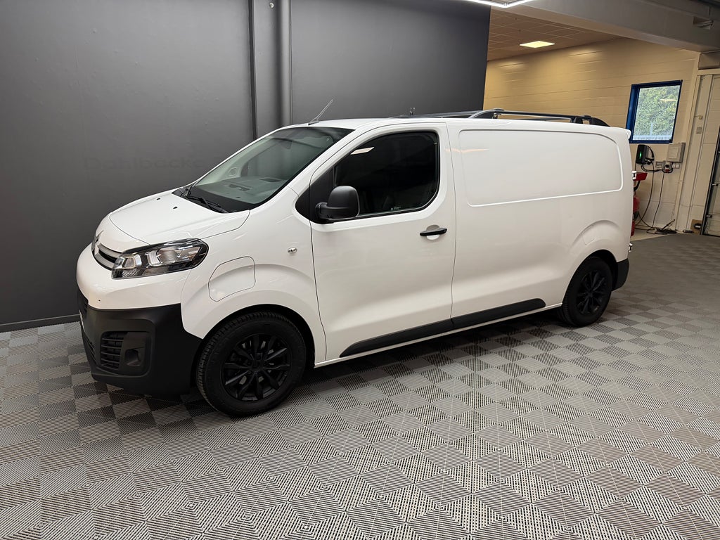 Citroen Jumpy 75 kWh New Business / Dragkrok / Leasebar