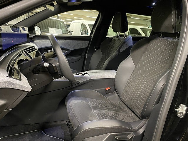 Bild på Peugeot 5008 GT HYBRID 136hk AUT - 7-SITS, ALCANTARA