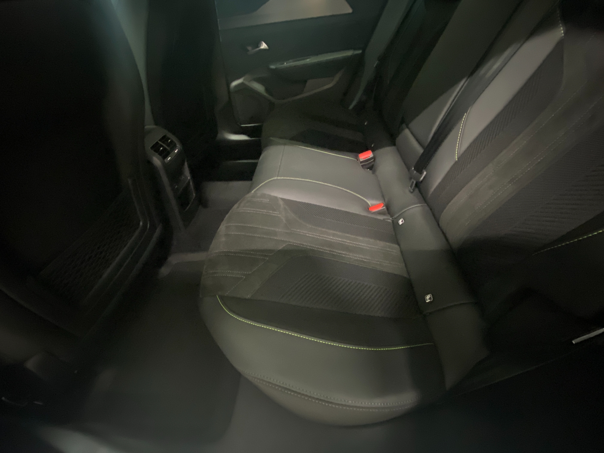 Peugeot 408 2026, bild 6/10