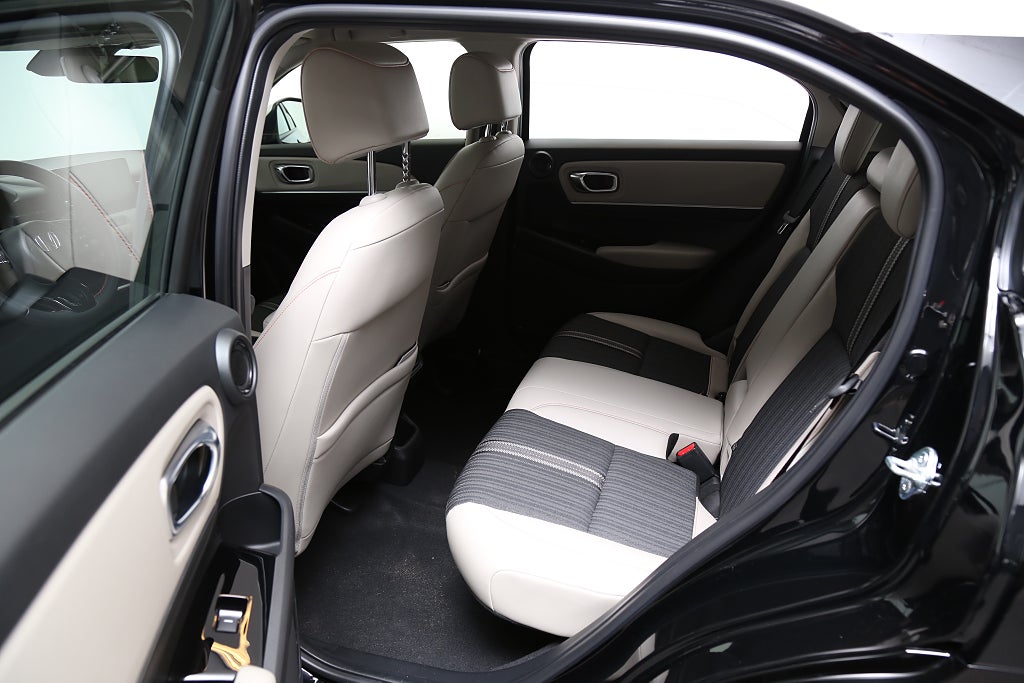 Honda HR-V Advance Style FullHybrid ink Serviceavtal