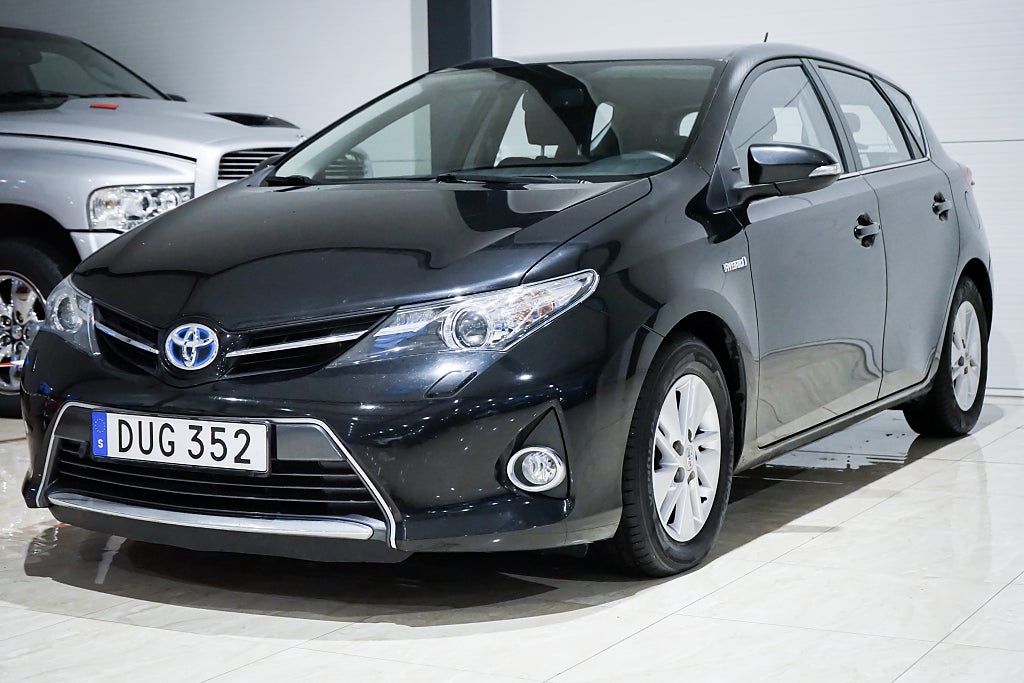 Toyota Auris Hybrid e-CVT Hybrid Active, Comfort Navi Kamera