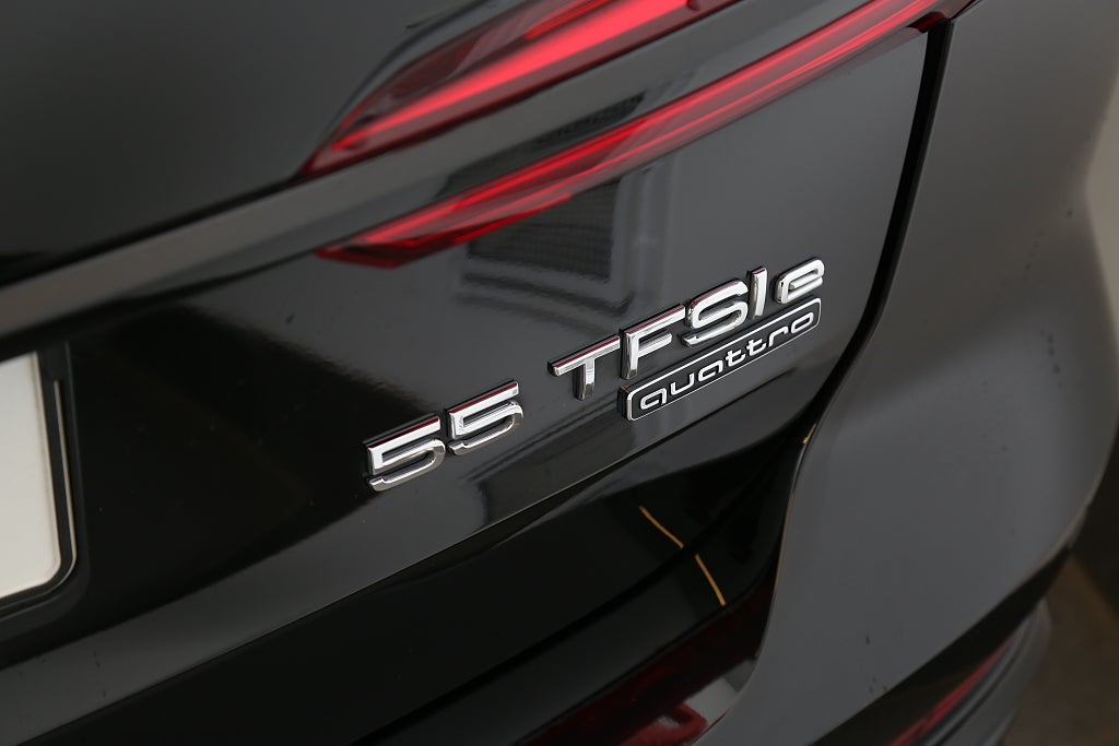 Audi A6 Avant 55 TFSI e Quattro S Tronic S-Line Dragkrok