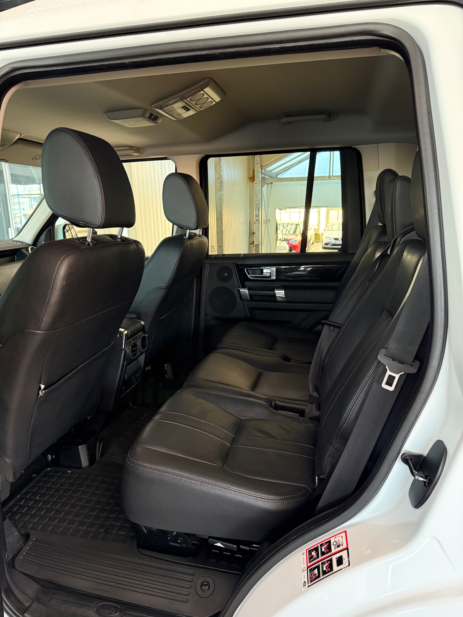 Land Rover Discovery 2014, bild 7/30