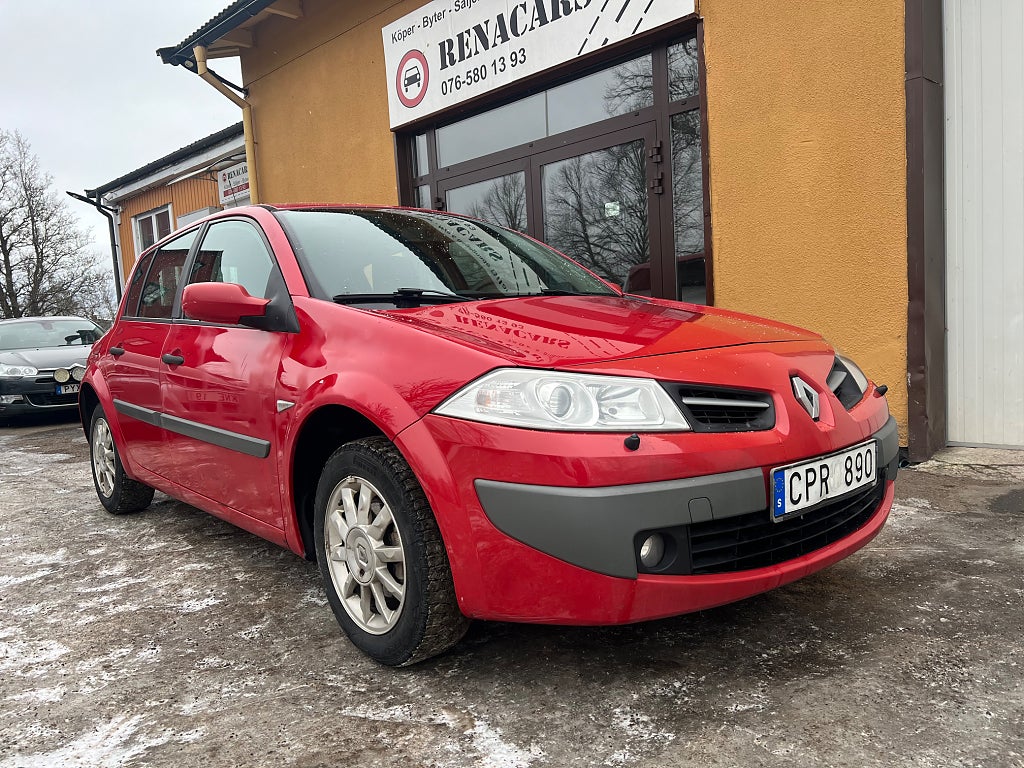 Renault Mégane 5-dörrar 1.6 eco2 Bes/Avb:-304 kr / mån