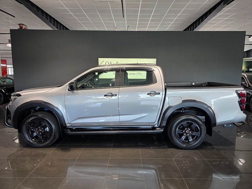 Isuzu D-Max XRX Double Cab CNG Låg skatt Snabb lev Ny modell - bild 2