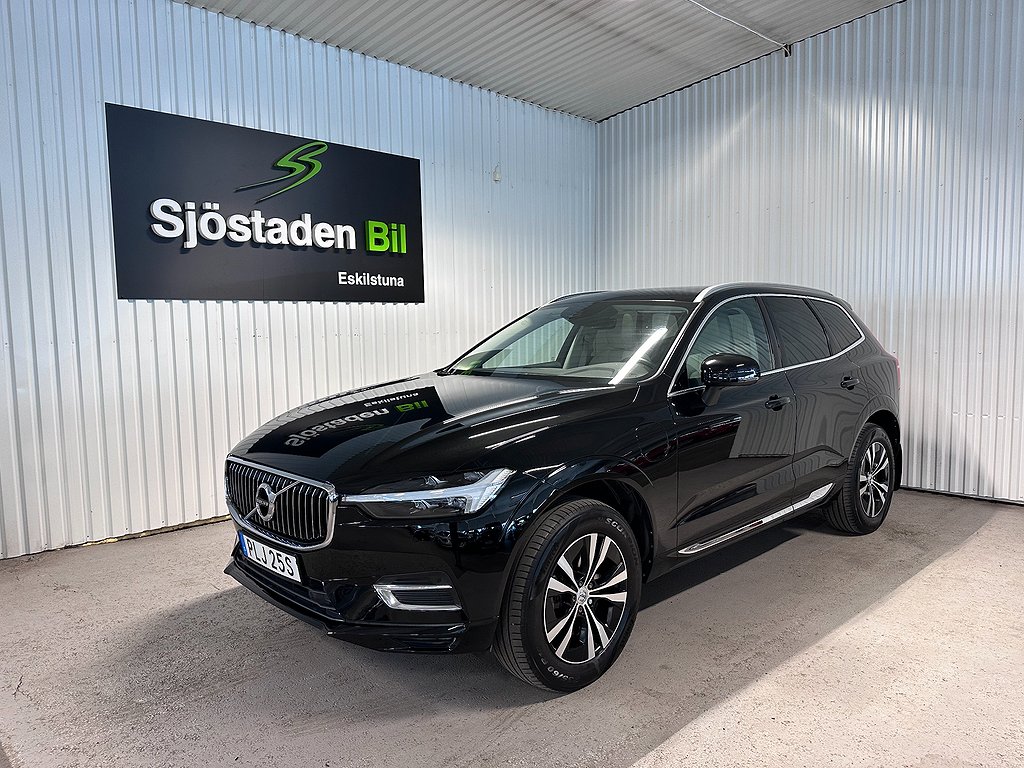 Volvo XC60 Recharge T6 AWD Geartronic Momentum - Pano/Drag