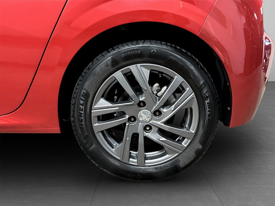 Bild på Peugeot 208 Active Pack 1.2 PT 100hk Aut P-SENSORER BAK