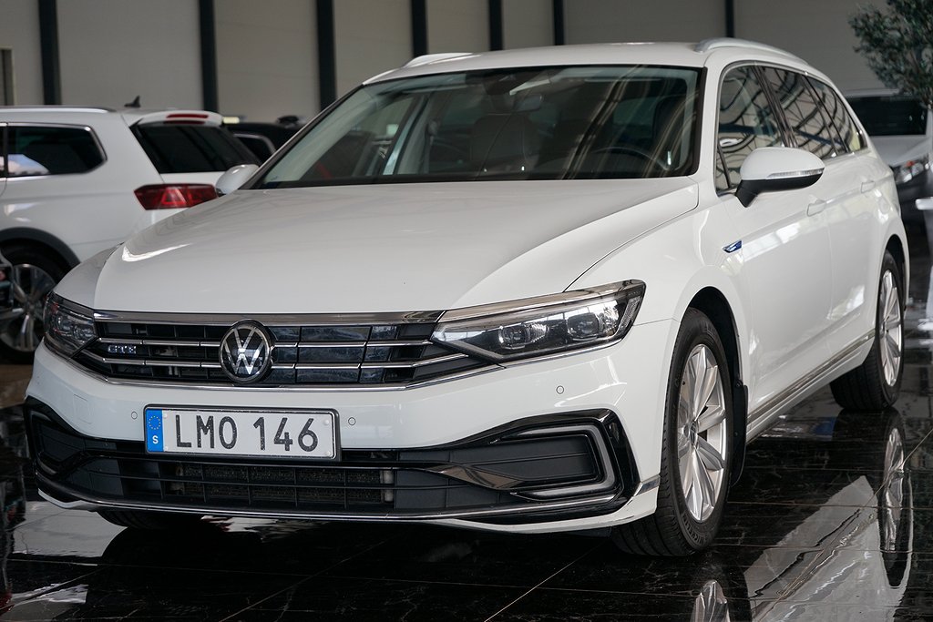 Volkswagen Passat Sportscombi GTE Euro 6 NAVI B-KAMERA APPLE CAR PLAY