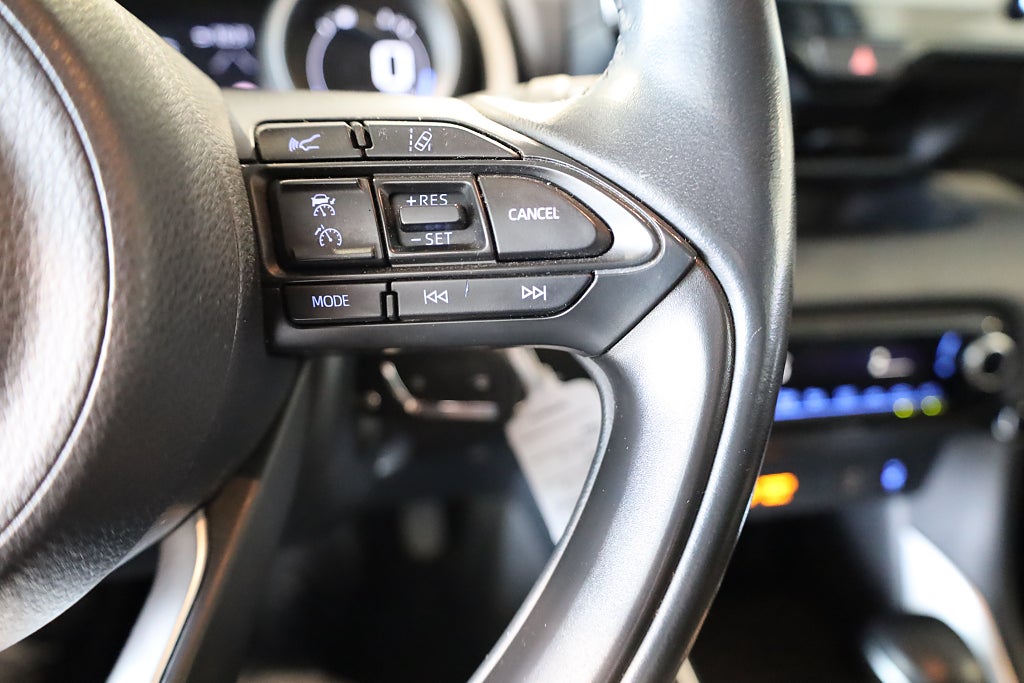 Toyota Yaris 1,5 Hybrid CVT Active Plus Kamera 2021