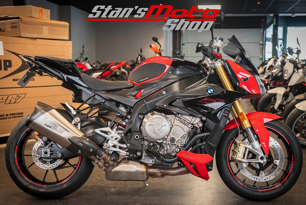 BMW Motorrad S 1000 R Dynamic Akrapovic Höstkampanj 