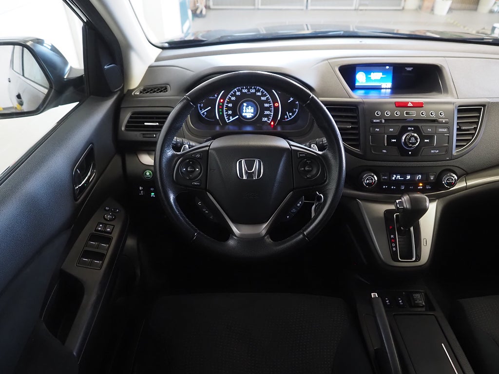 Honda CR-V 2.2 i-DTEC 4WD 150hk Automat Backkamera Dragkrok 2014