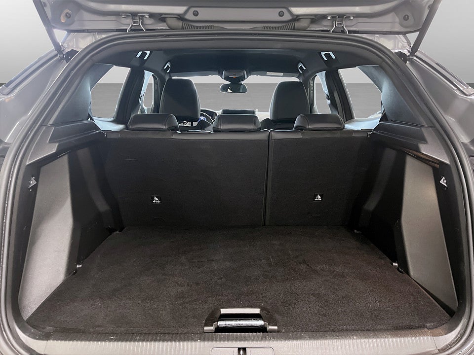 Bild på Peugeot 2008 GT Hybrid 145hk Aut B-KAMERA CARPLAY