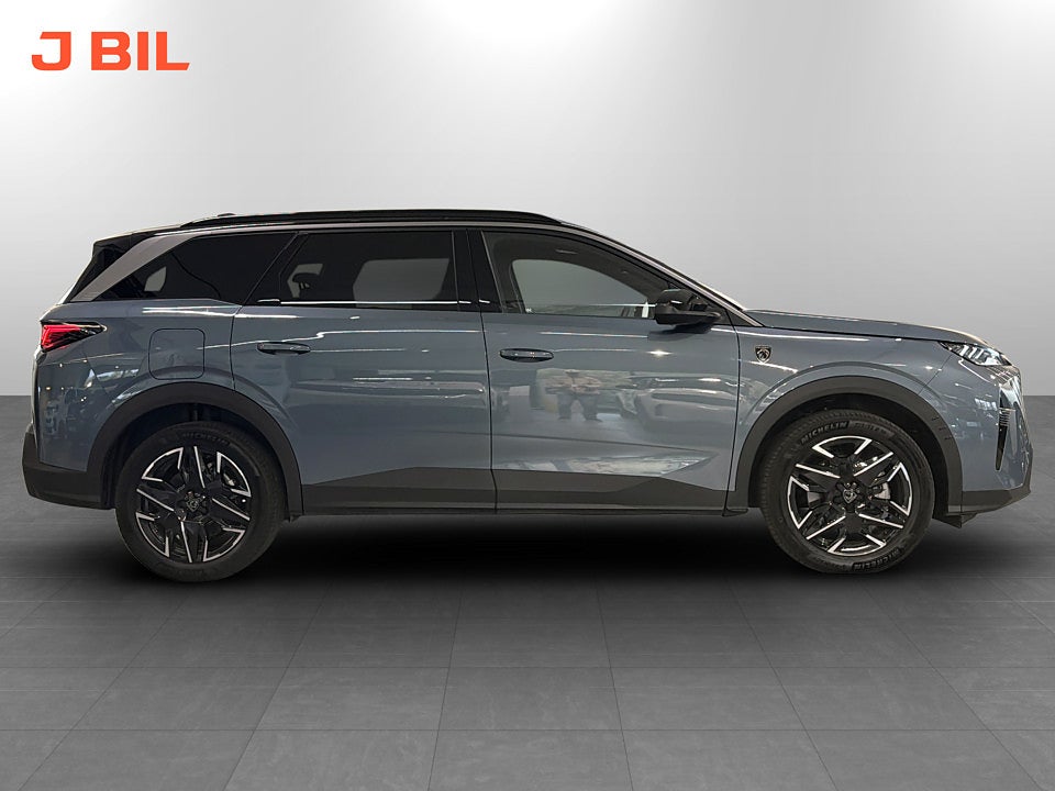 Bild på Peugeot 5008 GT Hybrid 145hk Aut 7-SITS B-KAMERA CARPLAY