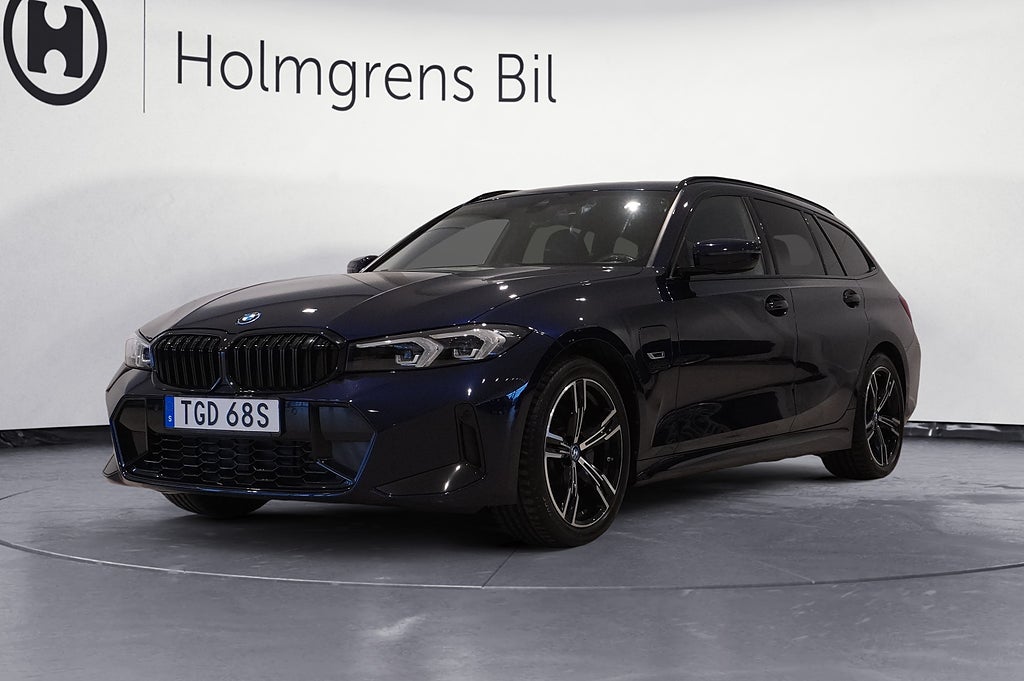 BMW 330 e Touring Ränta 4,95% | M-Sport Shadow Individual Cockpit hk