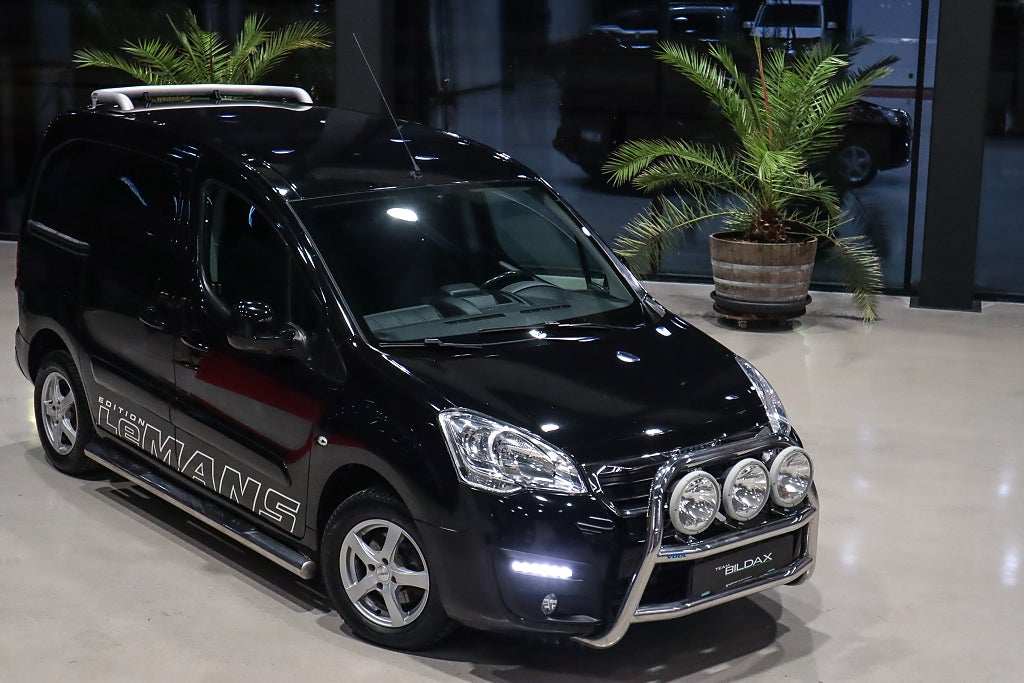 Peugeot Partner VAN 1.6 BlueHDi AUTOMAT DRAGKROK 3-SITS LEMANS EDITION 