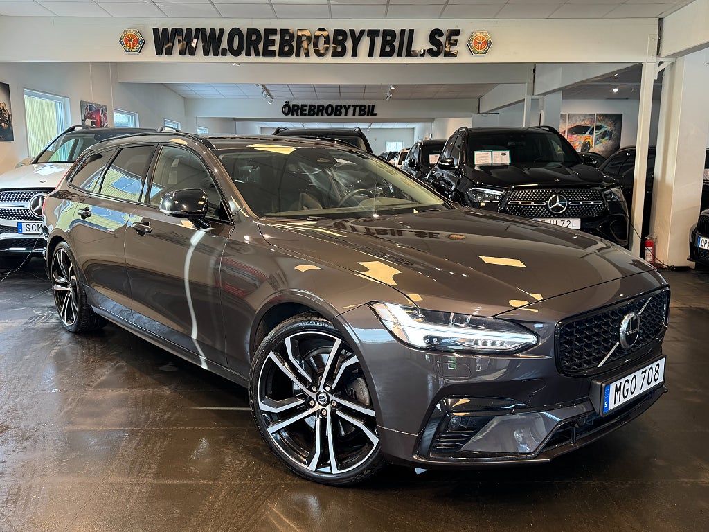 Volvo V90 B4 AWD Mildhybrid Plus dark 21tum Drag Gps H/K SE SPEC