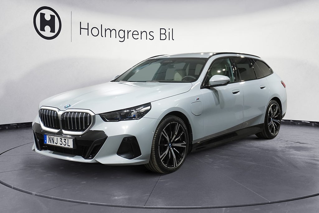 BMW 530 e xDrive Touring M Sport Business Edt Innovation HUD Drag H K