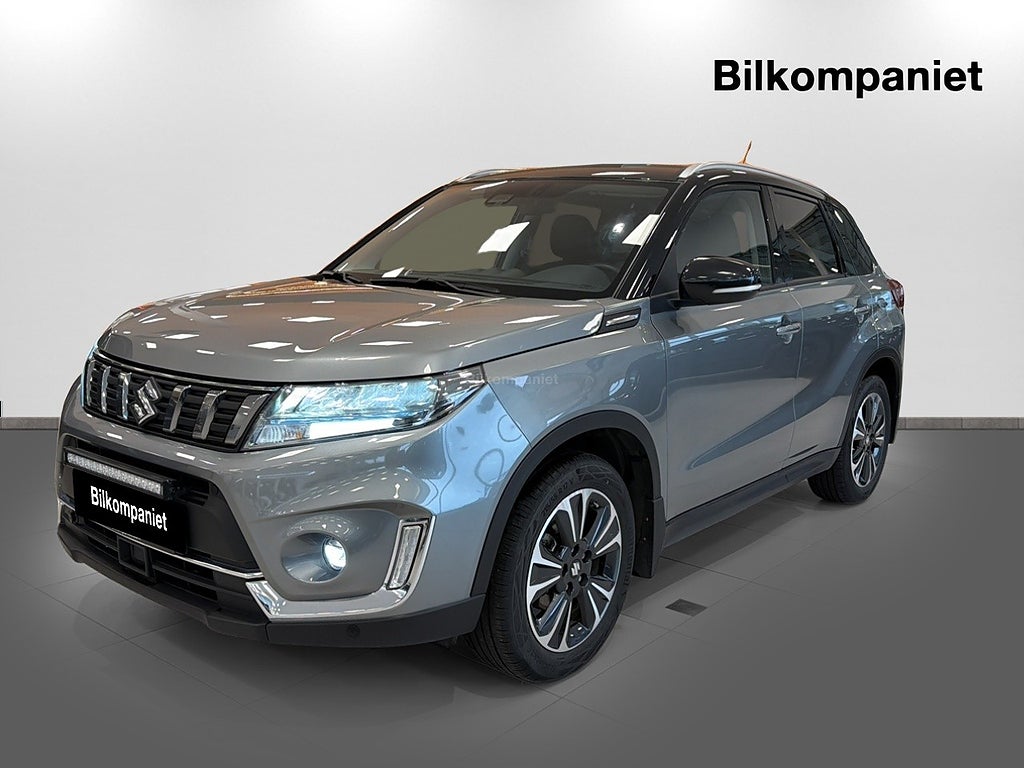 Suzuki Vitara HEV AllGrip AGS Inclusive SoV-däck Värmare Dragkrok 