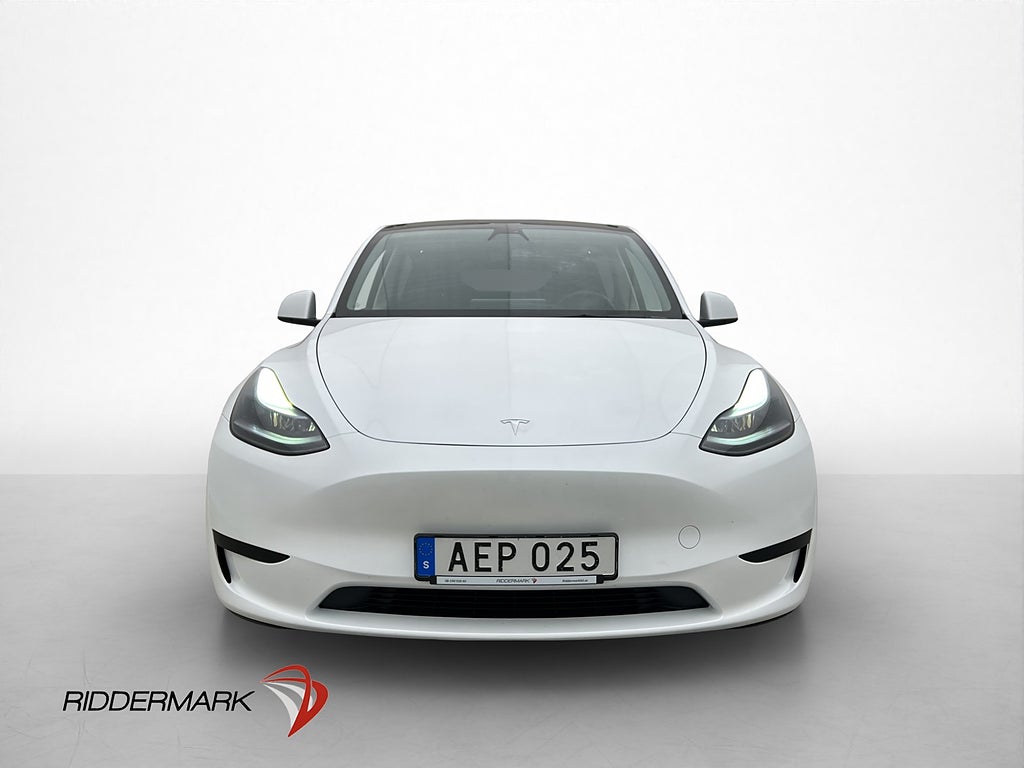 Tesla Model Y Standard Range MOMS Sv-Såld Dragkrok Autopilot