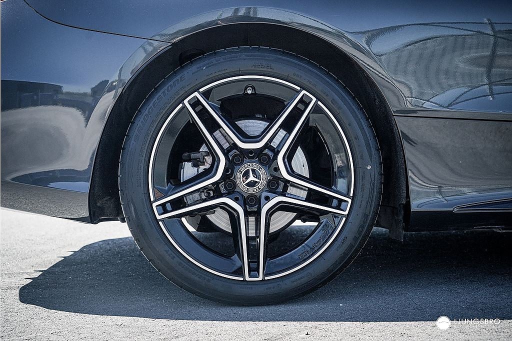 Mercedes-Benz C 200 Cabriolet AMG 184hk / 360 / Burmester / SE SPEC