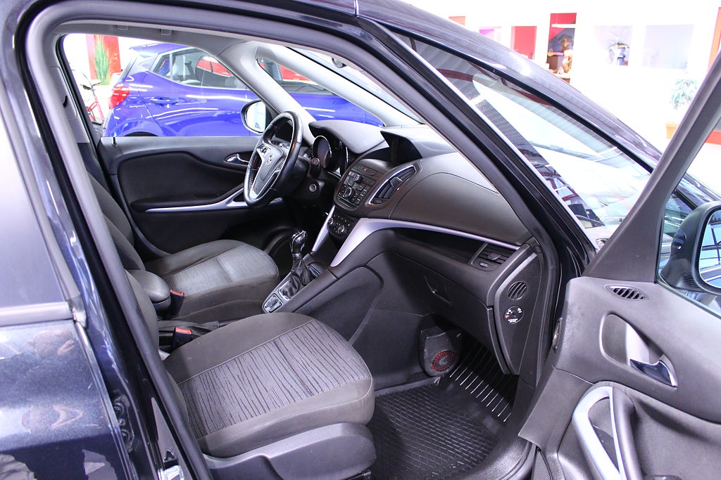Opel Zafira 2015 - miniatyr 12