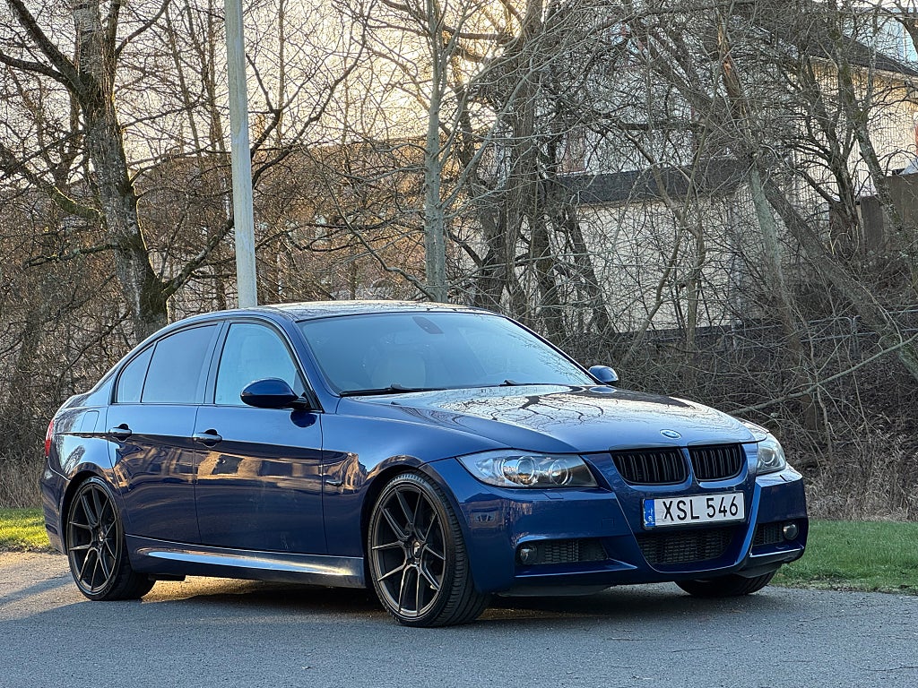 BMW 330 xd Sedan Comfort, M Sport 