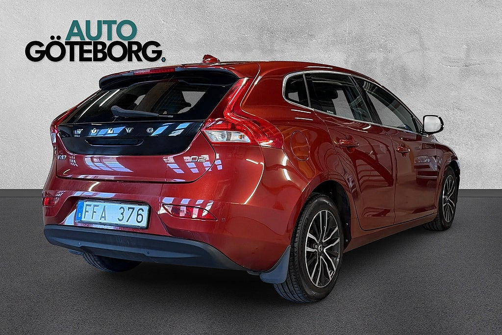 Volvo V40 D2 Momentum Fullservad Välvårdad VOC Värmare