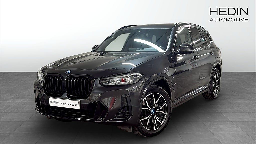 BMW X3 30e xDrive M-Sport H/K Komfortöppning Nypris 763.600:-