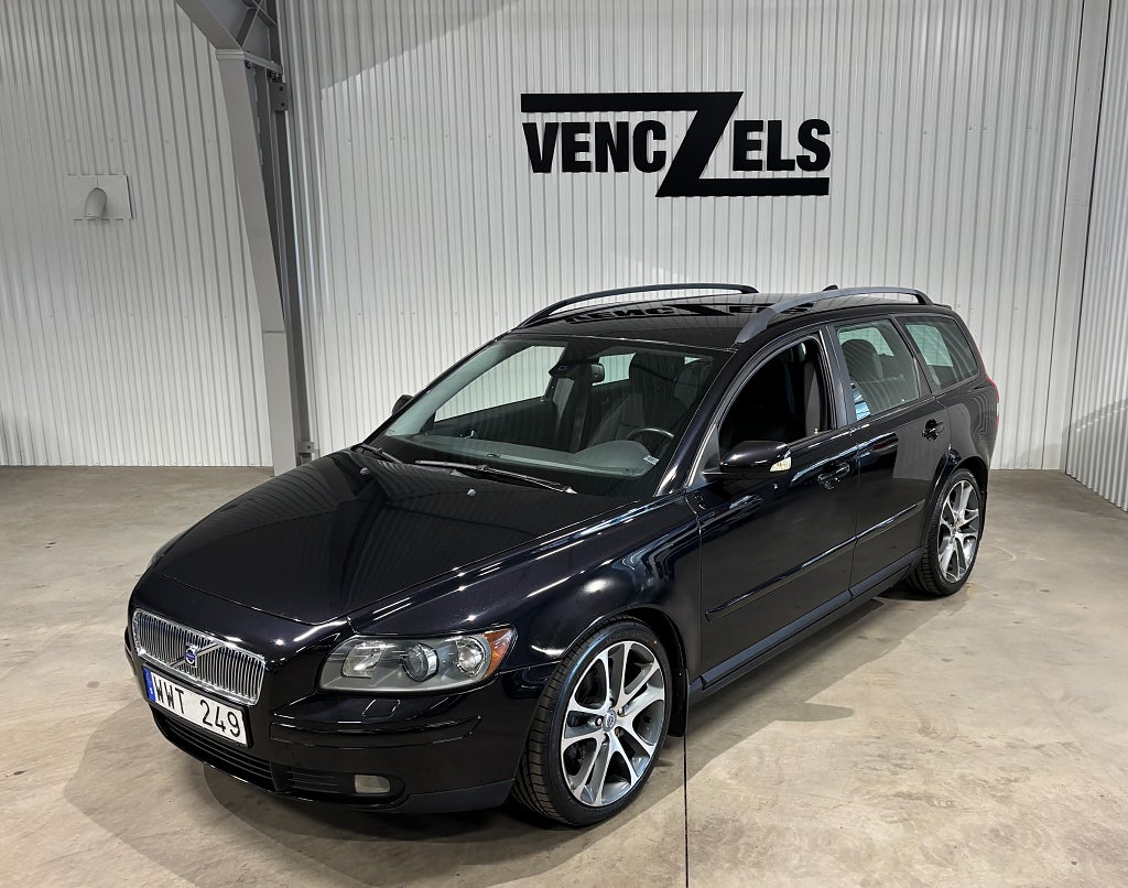 Volvo V50 2.4 170 hk Momentum Dragkrok Kamrem bytt