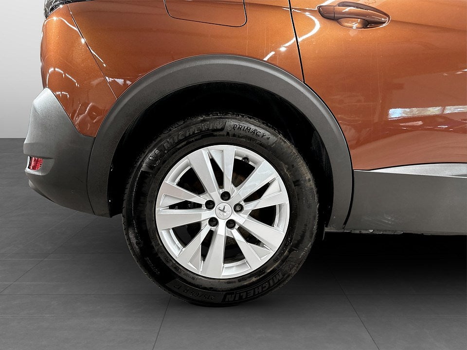 Bild på Peugeot 5008 Active Pack 1.2 PT 130hk - 7-SITS, B-KAMERA