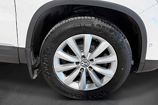 SUV Volkswagen Tiguan 4 av 25