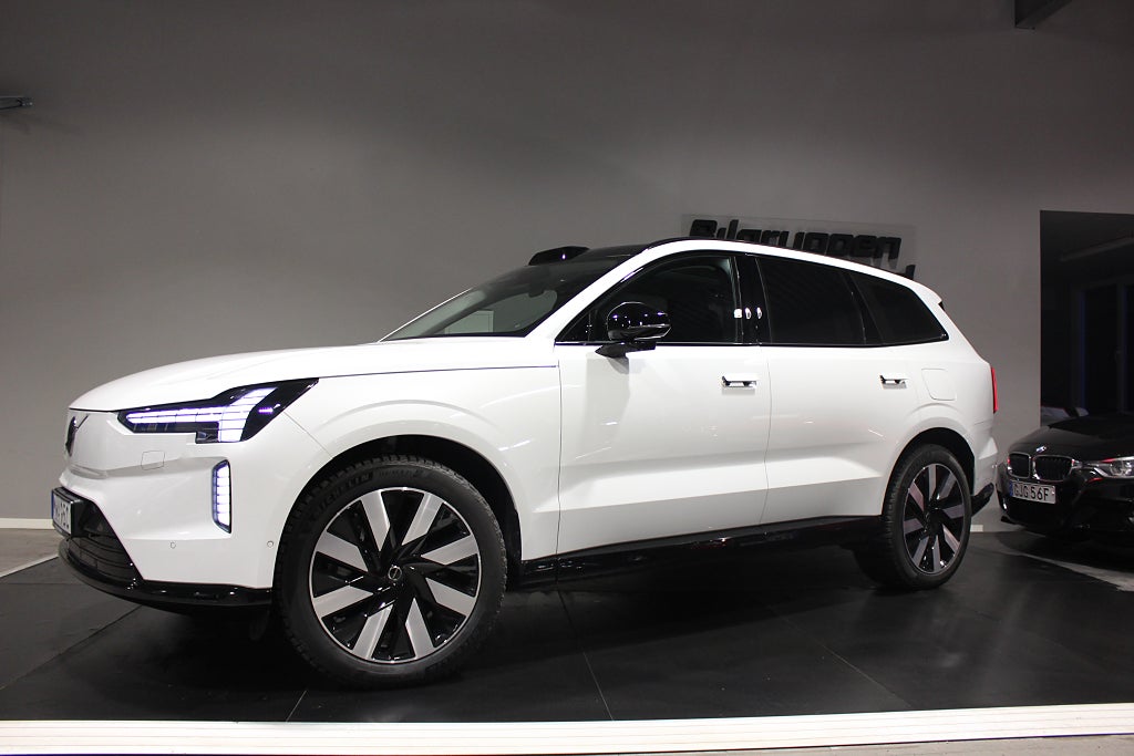 Volvo EX90 Twin Motor Ultra 7-sits Pixel HD Pano Bose 360° Drag 