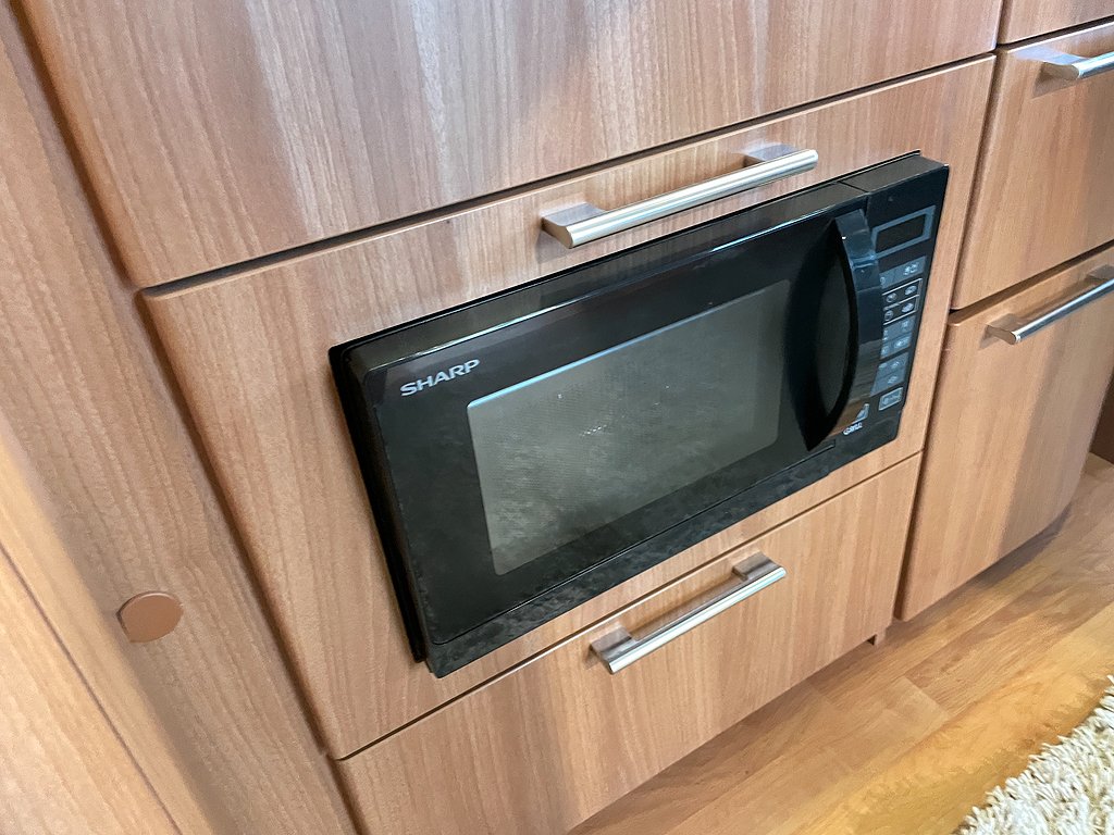 Kabe Ametist 560 GLE KS /Solcell/AC/ALDE/Markis/Långbädd - Kabe