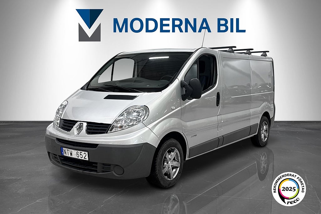 Renault trafic 2.9t 2.0 dCi 114hk Lång Dragkrok D-värm Takräcke PDC