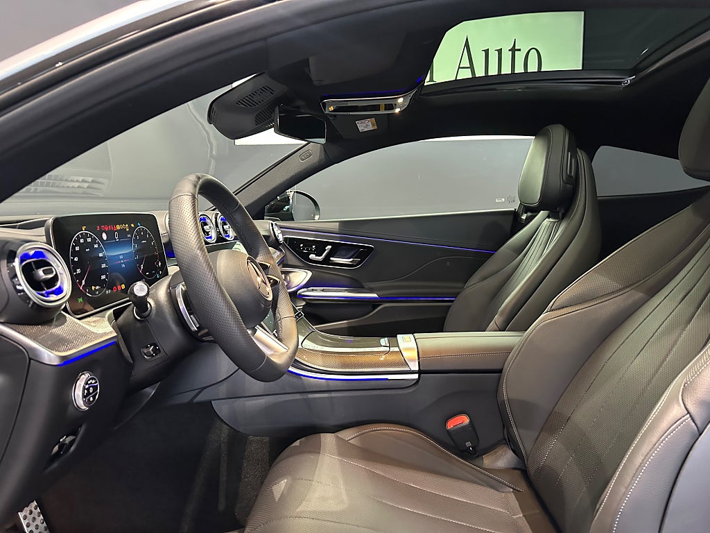 Mercedes-Benz CLE 300 4MATIC Coupé AMG Premium Värmare Glastak Drag - bild 8