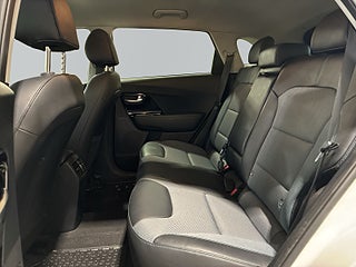 Kia Niro e- 64 kWh Advance, GLS Kamera Navi Psens ISOFIX S&Vdäck