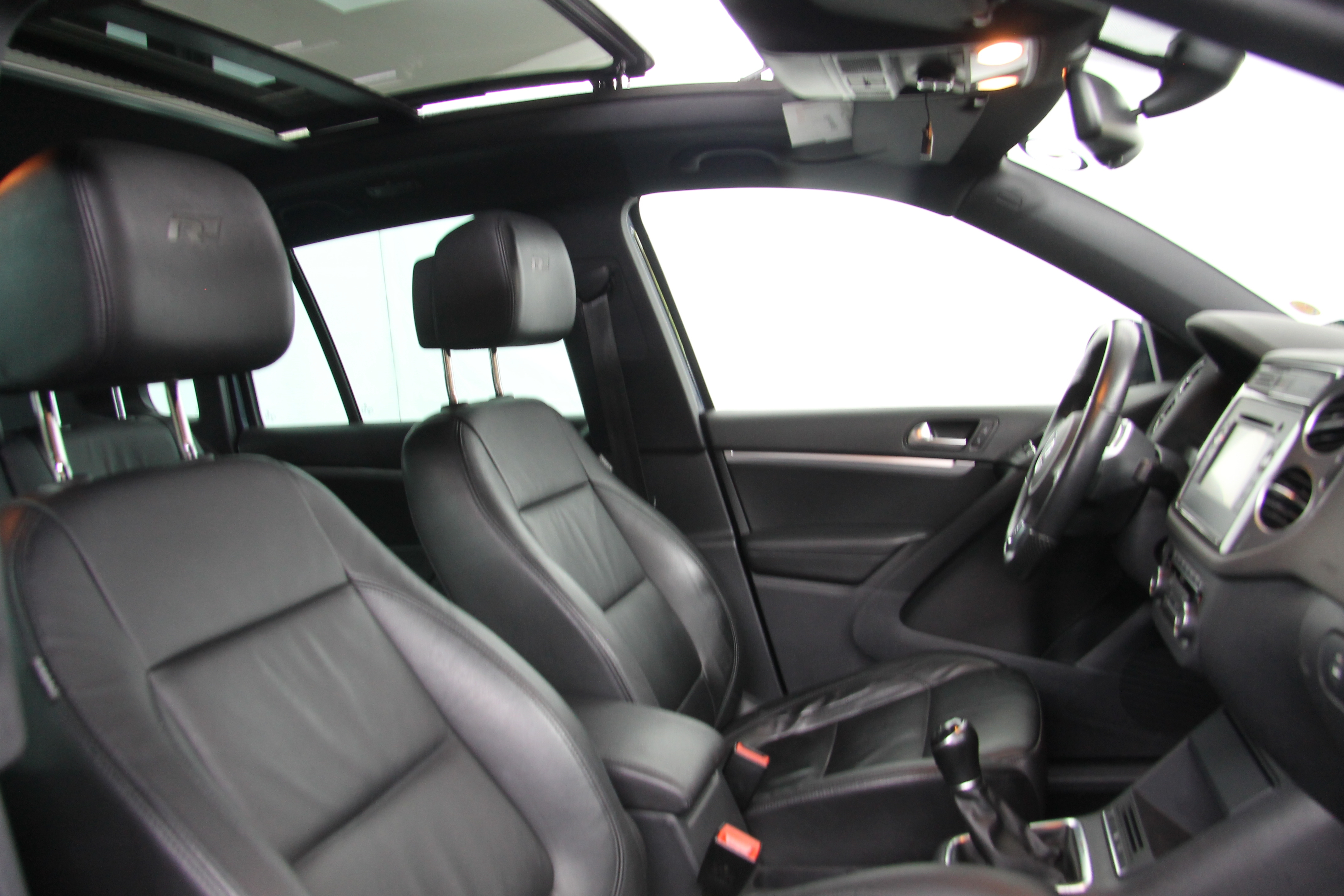 Volkswagen Tiguan 2012, kuva 6/37