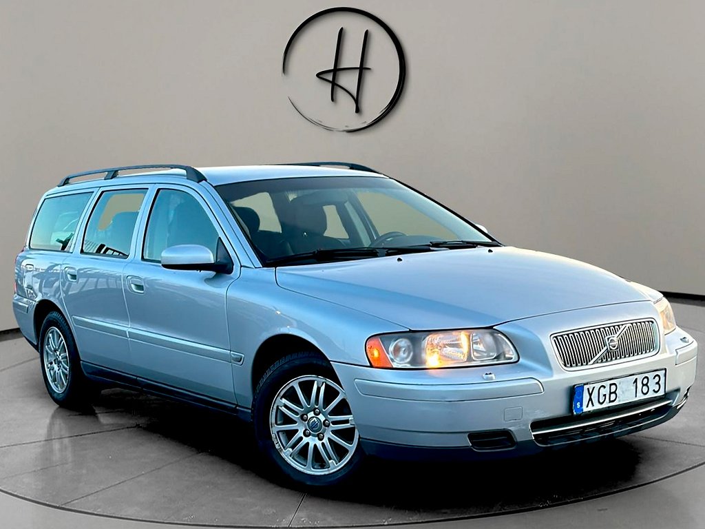 Volvo V70 140hk Business Dragkrok Nybesiktigad * 354kr/Mån *