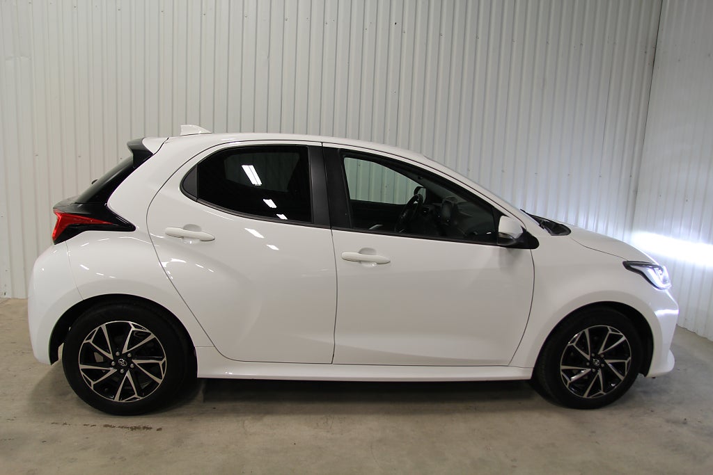 Toyota Yaris 1.5 VVT-i Active, nyservad hos Toyota