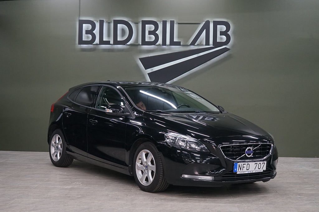 Volvo V40 T3 Kinetic KAMBYTT NYBES B-KAMERA 150HK