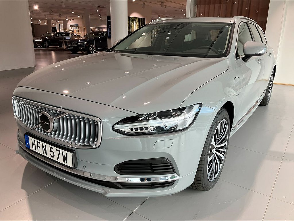 Volvo V90 T6 Core Edition *Rabattkampanj - Nu med premie!