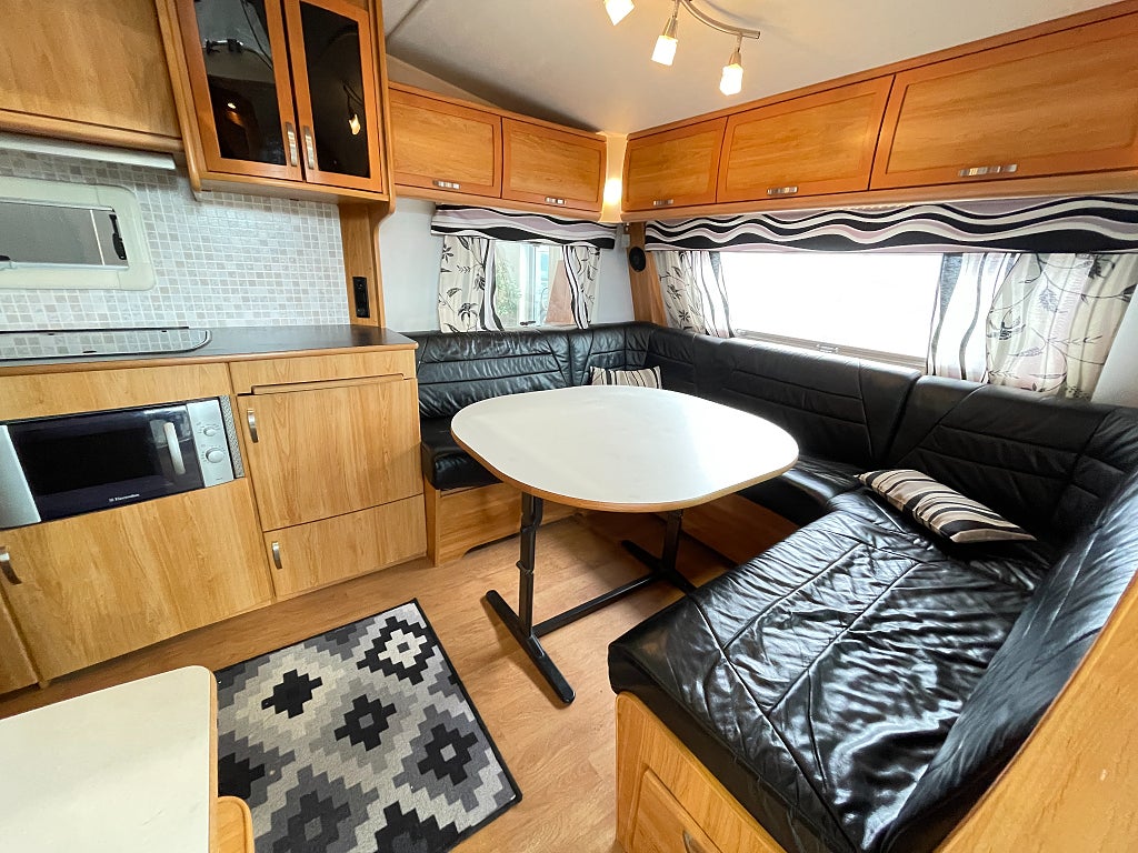 Polar 680 /Barnkammare/Förtält/AC/ALDE/7 bäddar/Fint skick - Polar