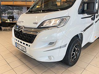 Husbil-halvintegrerad Sunlight V66 Adventure 2 av 21